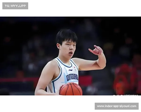 杨瀚森崭露头角获帕金斯盛赞潜力巨大前景光明备受期待